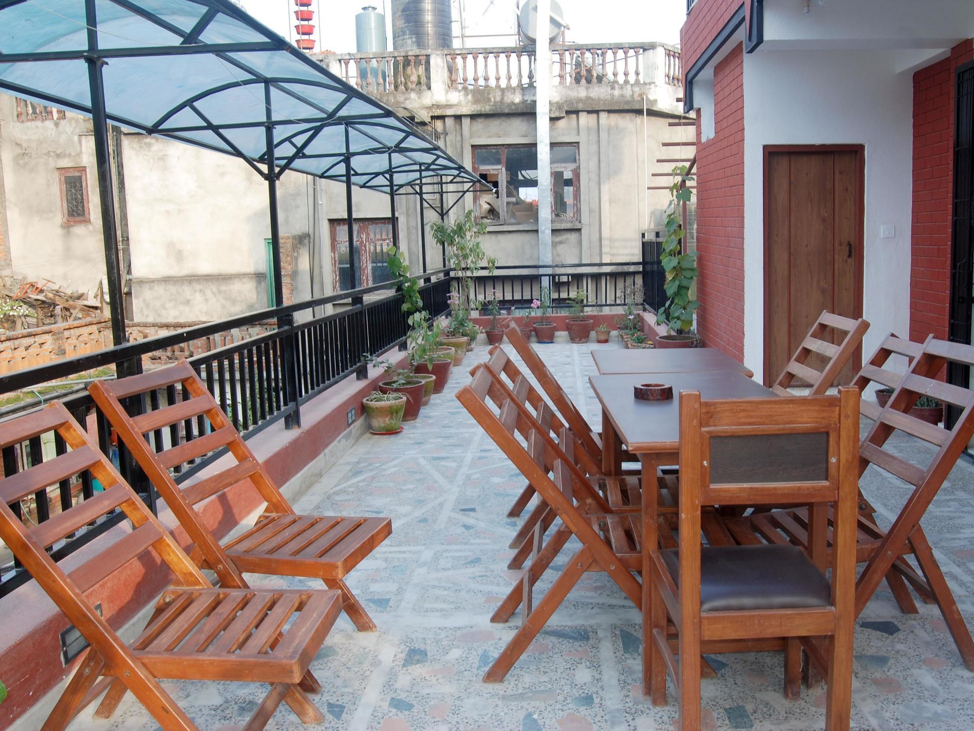 Hotel Bubo Himalaya Катманду Экстерьер фото
