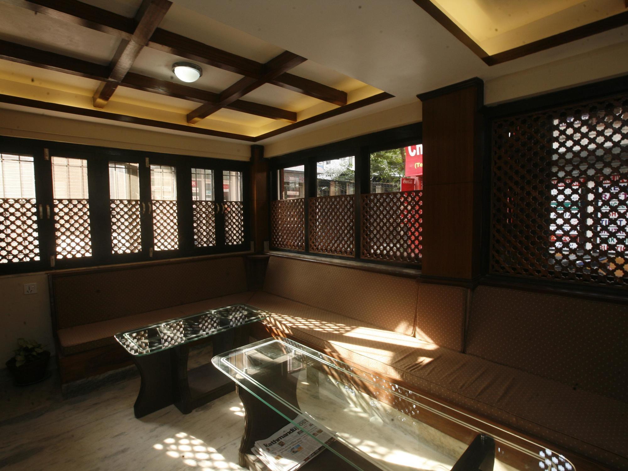 Hotel Bubo Himalaya Катманду Экстерьер фото